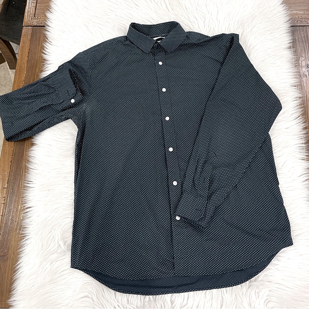 Old navy men’s T-shirt